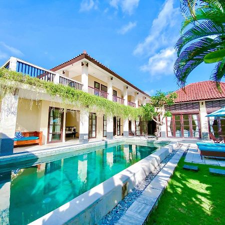Cometa Villas Seminyak by Premier Hospitality Asia Bagian luar foto