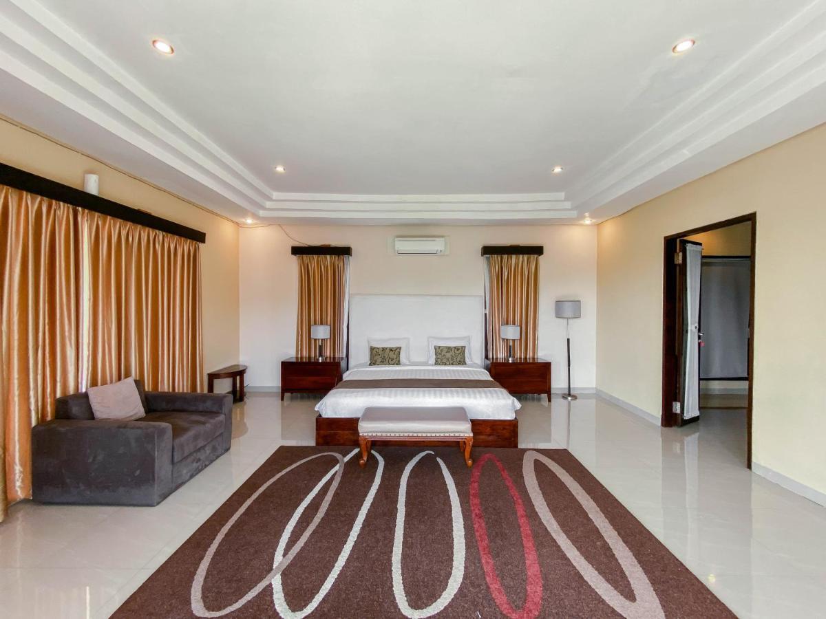 Cometa Villas Seminyak by Premier Hospitality Asia Bagian luar foto