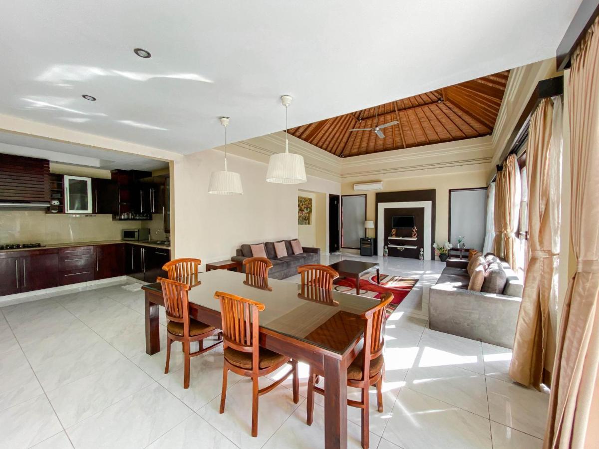 Cometa Villas Seminyak by Premier Hospitality Asia Bagian luar foto