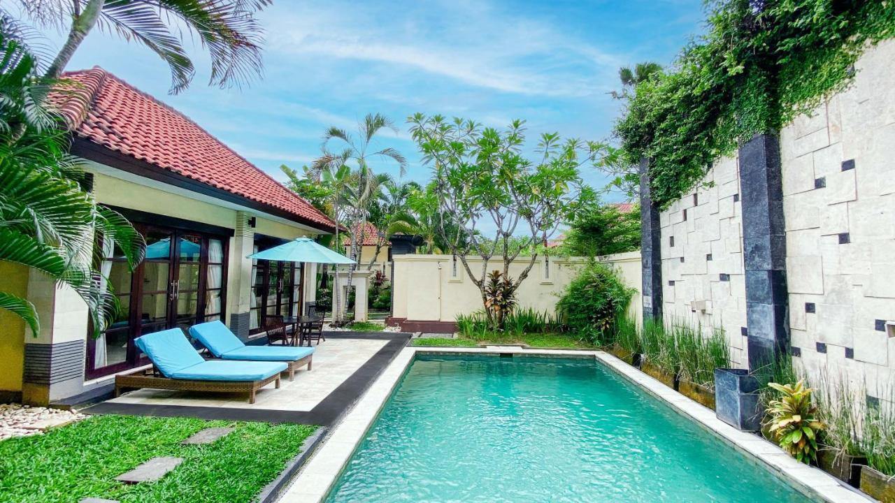 Cometa Villas Seminyak by Premier Hospitality Asia Bagian luar foto