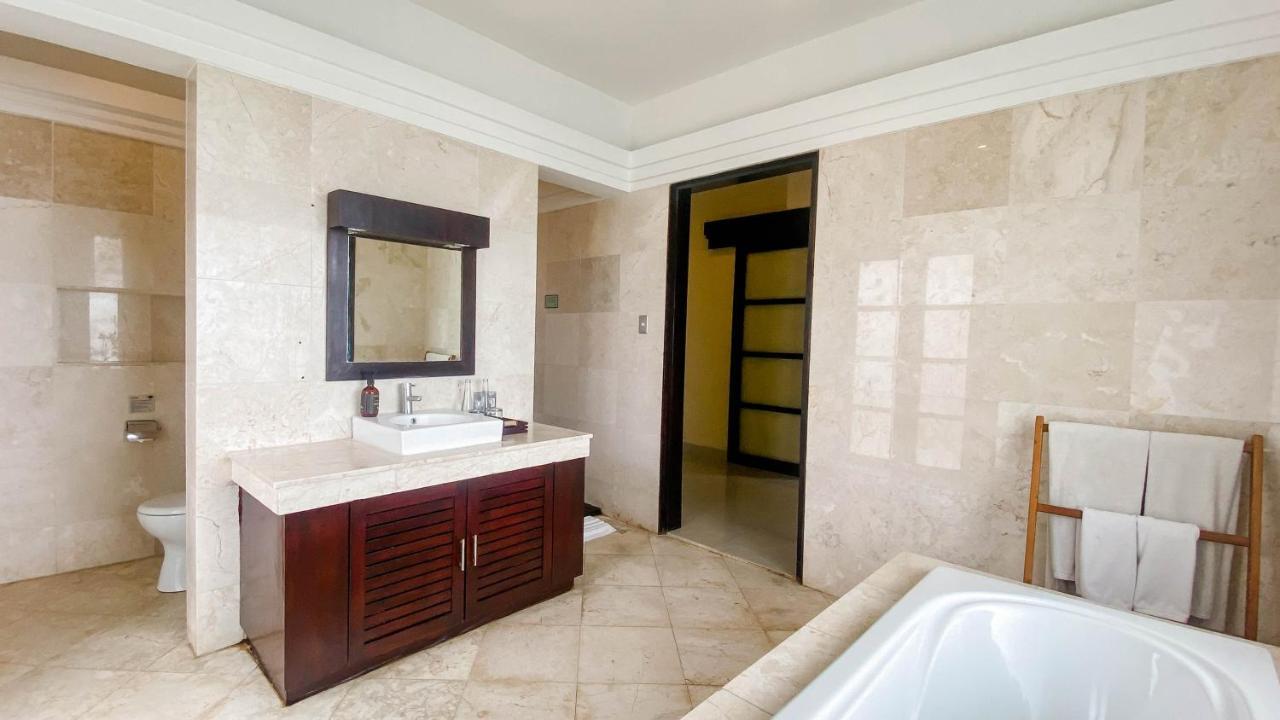 Cometa Villas Seminyak by Premier Hospitality Asia Bagian luar foto