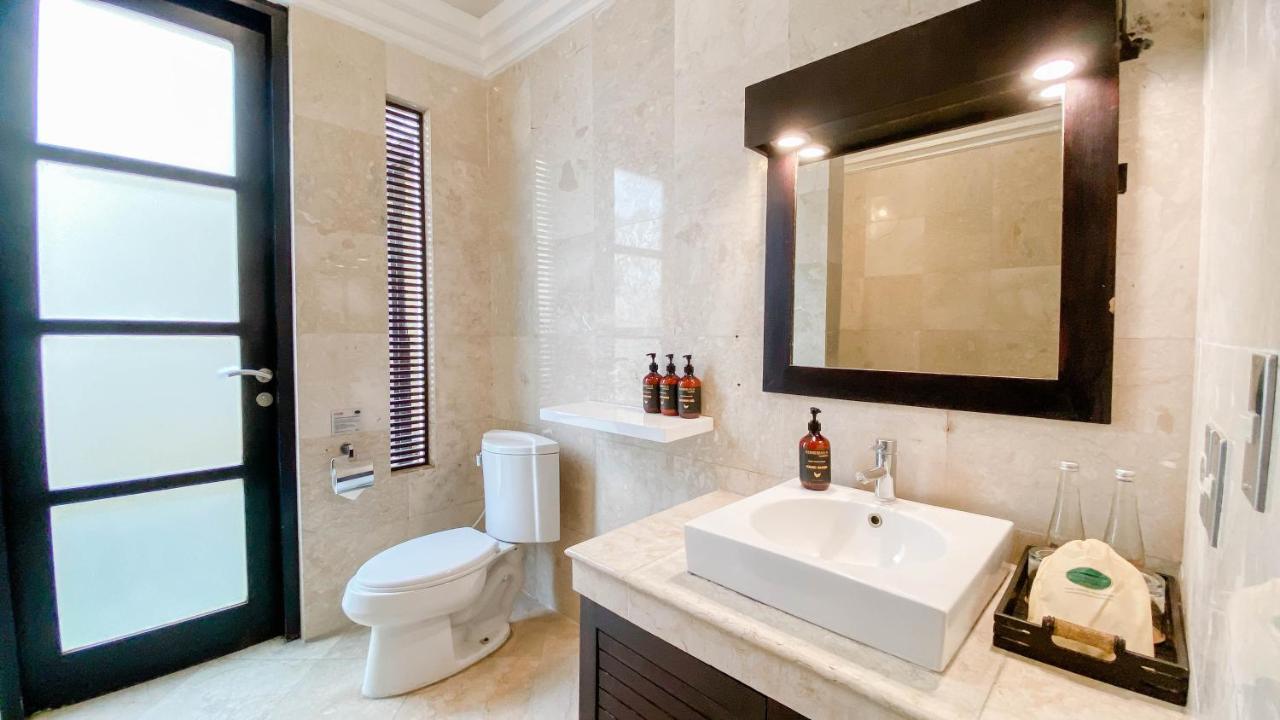 Cometa Villas Seminyak by Premier Hospitality Asia Bagian luar foto