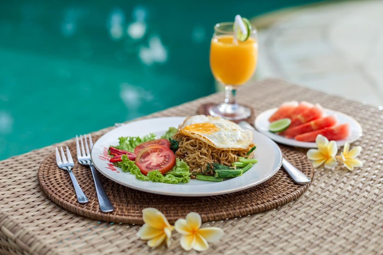 Cometa Villas Seminyak by Premier Hospitality Asia Bagian luar foto
